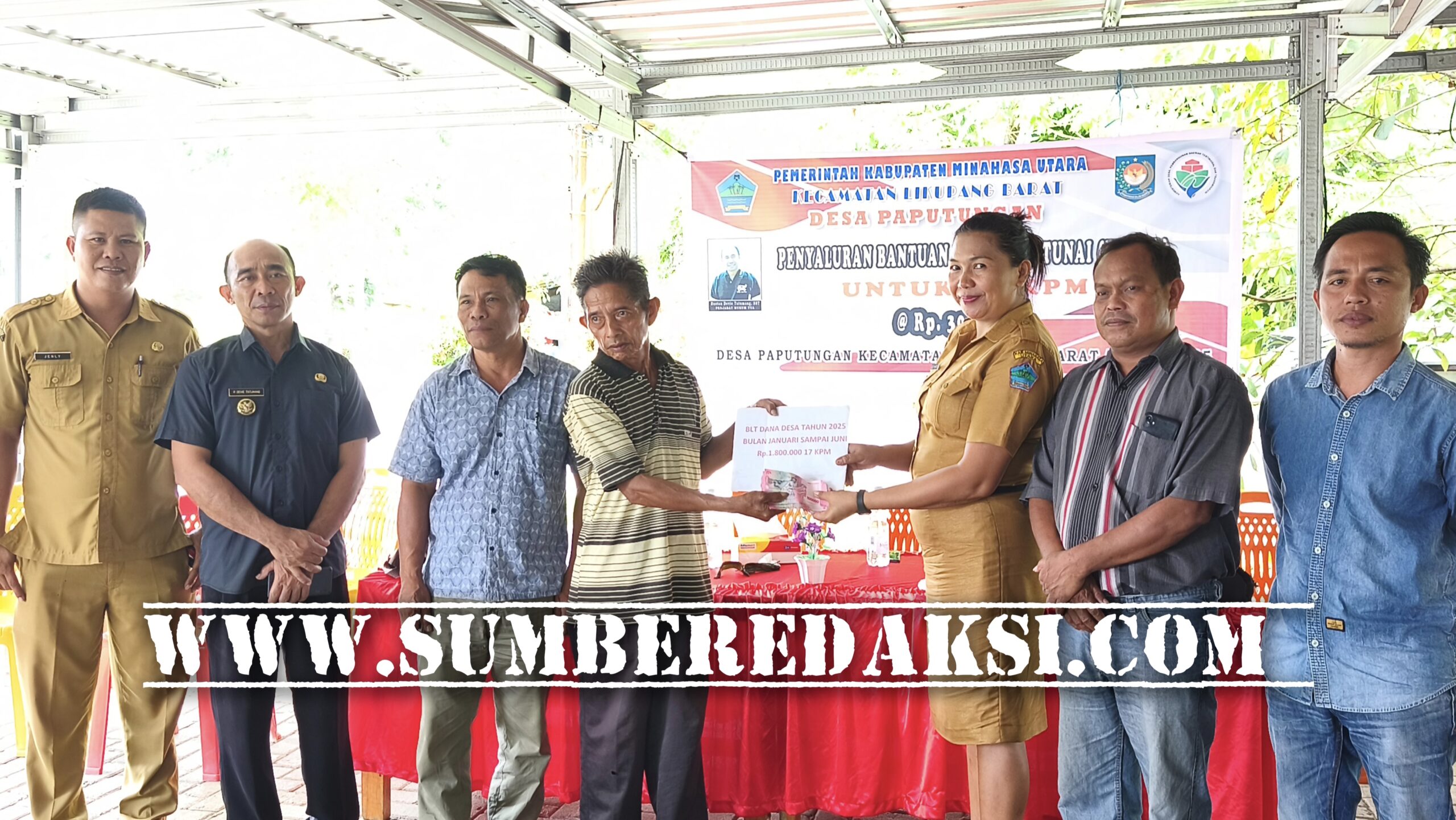 Pemdes Paputungan Sukses Salurkan BLT ke 17 KPM 