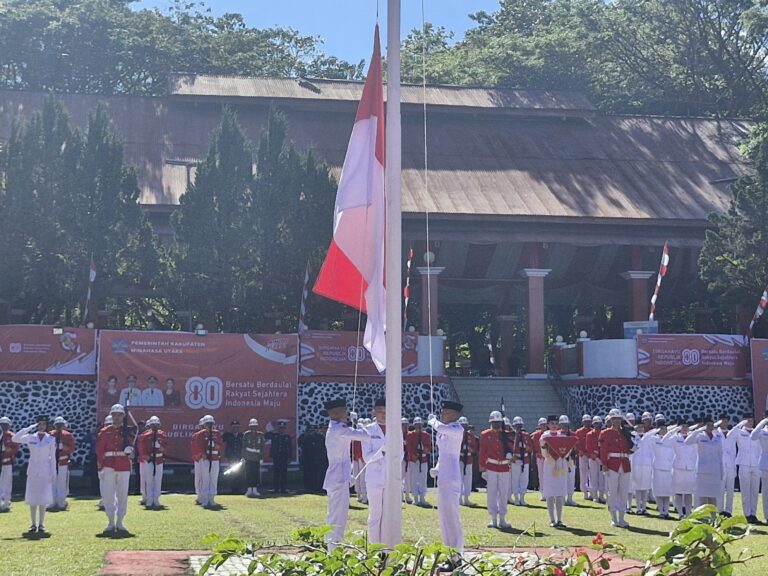 Di Detik-Detik  Proklamasi Paskibraka Minut Sukses Kibarkan Sang Saka Merah Putih di HUT RI ke-80