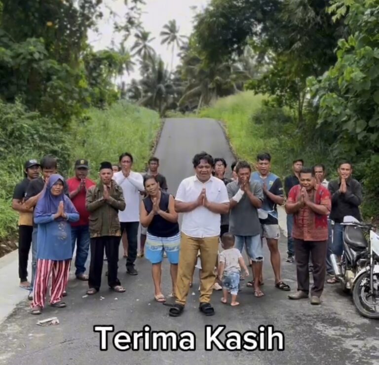 Akses Jalan Mulus, Masyarakat Tontalete Rok-rok dan Watudambo Ucapkan Terima Kasih Kepada Bupati Joune Ganda 