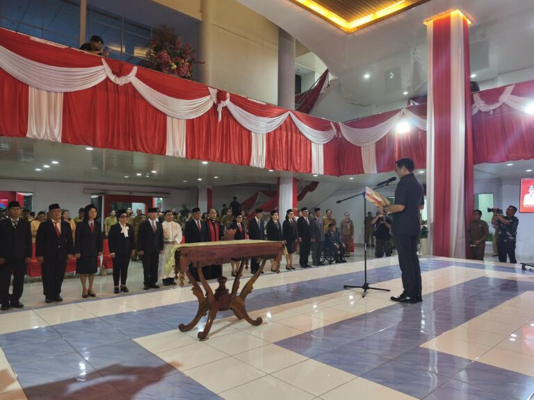 Bupati Joune Ganda Rolling 9 Pejabat, 6 Lainnya Stey Diposisi