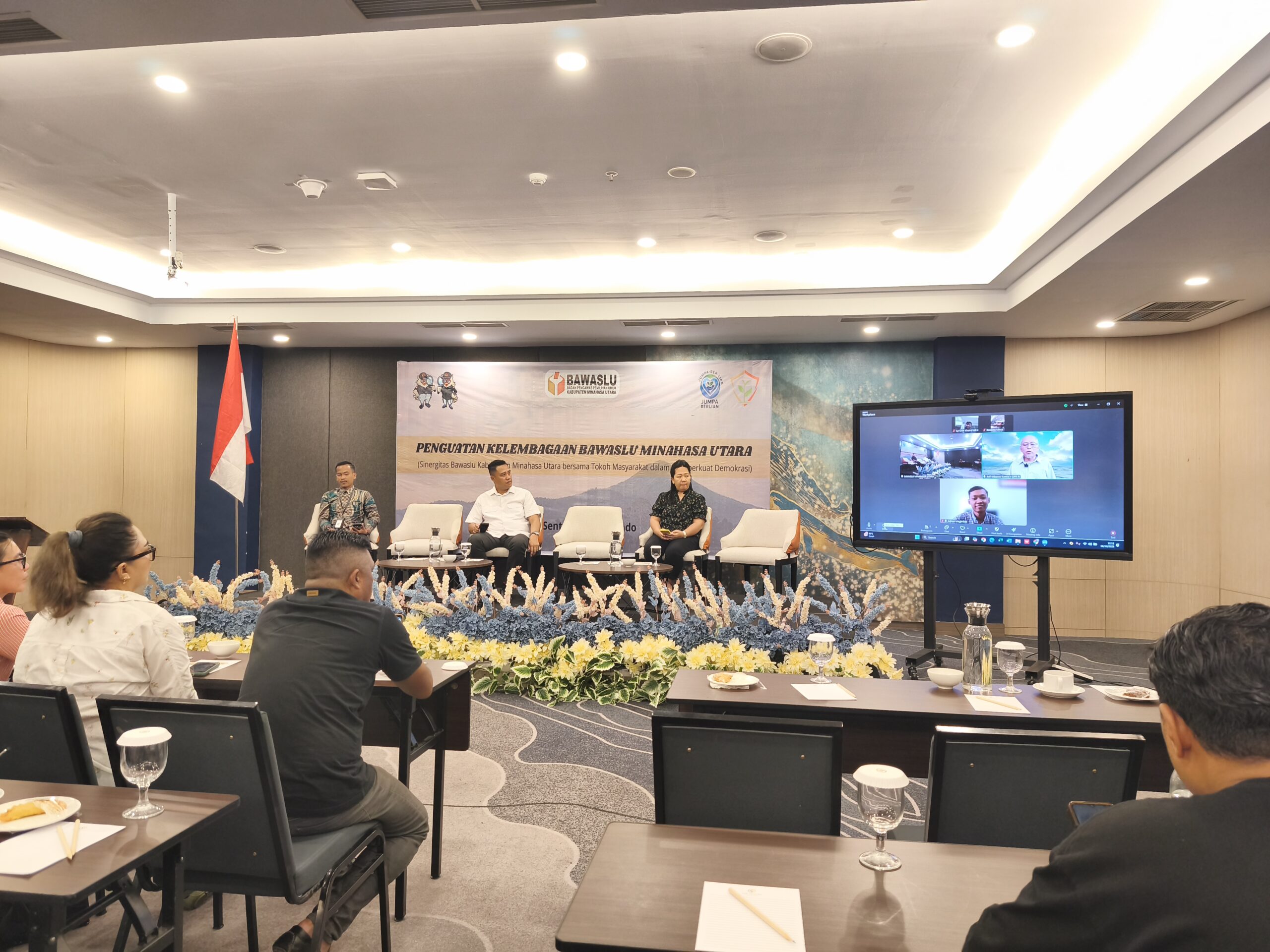 Penguatan Kelembagaan Bawaslu Minahasa Utara, “Sinergitas Bawaslu Kabupaten Minut Bersama Tokoh Masyarakat dan Perkuat Demokrasi”