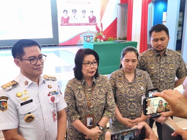 Ditengah Efisiensi Anggaran, Bupati Joune Ganda Terus Biayai Kesehatan Gratis Untuk Masyarakat Minut