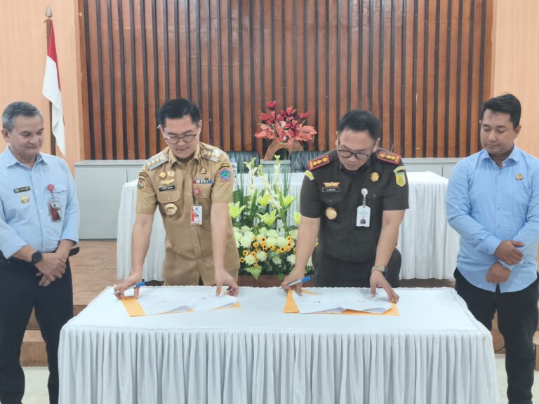 Bentuk Komitmen Perkuat Pengawasan, Pemkab Minut dan Kejaksaan Teken Surat Kuasa Khusus