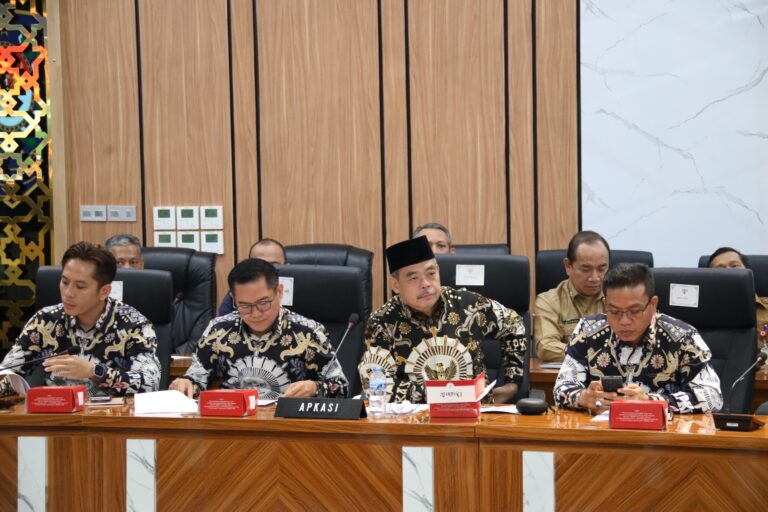Bupati Joune Ganda Komitmen Perkuat Pengelolaan Keuangan Daerah di Rakor Kemendagri