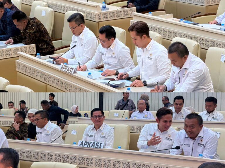 Bupati Joune Ganda Menghadiri RDPU Komisi II DPR RI Bersama Menteri Dalam Negeri di Parlemen Senayan Jakarta